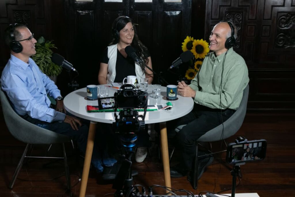 Podcast Chavistamente: “La vida como ministros de Chávez”. Con Jorge Arreaza y Ricardo Menéndez — imagen 5