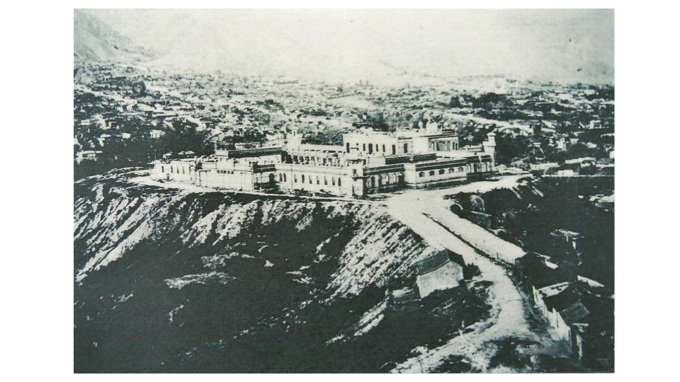 Vista histórica del Cuartel de La Montaña